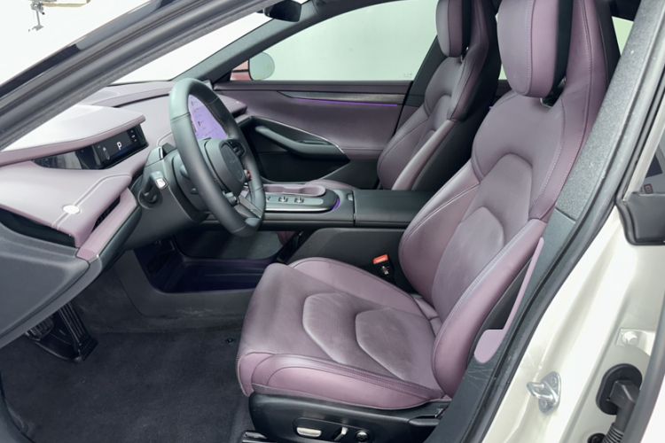 Used Xiaomi Auto SU7 2024 Rear-Drive Long-Range Intelligent Driving Version Interior 7