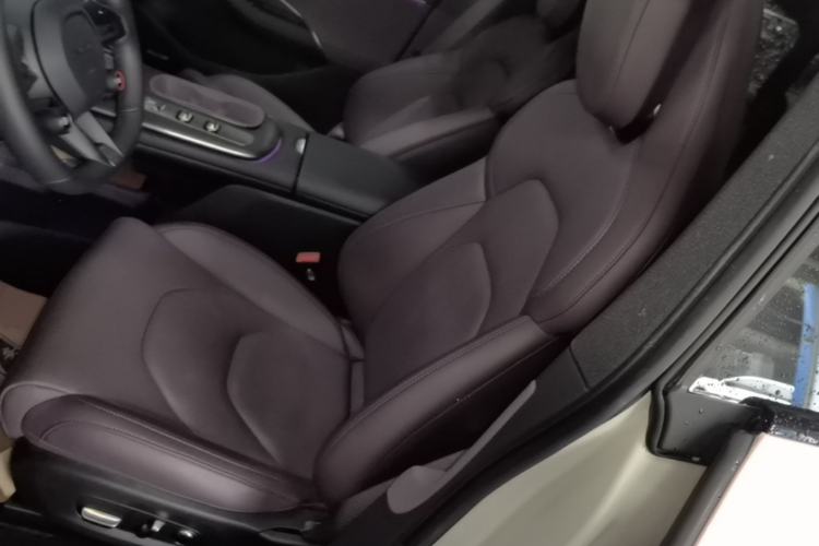 Used Xiaomi Auto SU7 2024 Rear-Drive Long-Range Intelligent Driving Version Left Front Seat