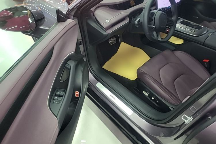 Used Xiaomi Auto SU7 2024 Four-Wheel Drive Ultra-Long Range Advanced Intelligent Driving Max Edition Left Front Seat