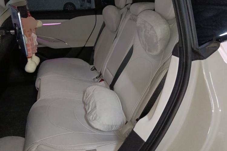 Used Xiaomi Auto SU7 2024 Four-Wheel Drive Ultra-Long Range Advanced Intelligent Driving Max Edition Left Rear Seat