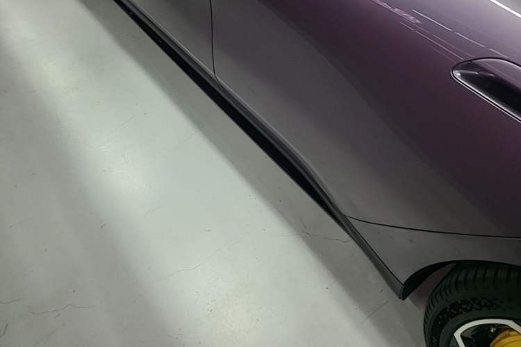 Used Xiaomi Auto SU7 2024 Four-Wheel Drive Ultra-Long Range Advanced Intelligent Driving Max Edition Left Side Sill