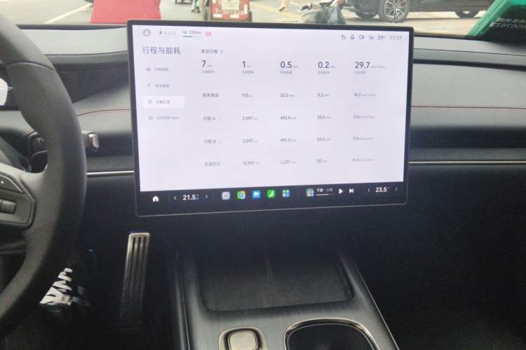 Used Xiaomi Auto SU7 2024 Four-Wheel Drive Ultra-Long Range Advanced Intelligent Driving Max Edition Audio And AC Panel