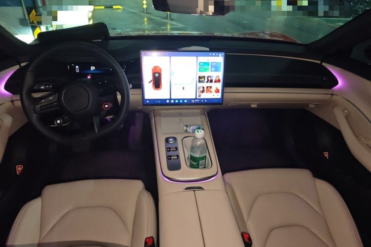 Used Xiaomi Auto SU7 2024 Rear-Drive Long-Range Intelligent Driving Version Center Console