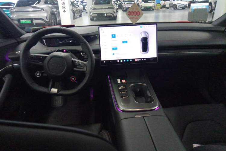 Used Xiaomi Auto SU7 2024 Rear-Drive Ultra-Long Range Advanced Pro-Level Intelligent Driving Version Center Console