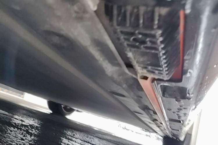 Used Xiaomi Auto SU7 2024 Four-Wheel-Drive Max Founder's Edition Chassis Rear Right