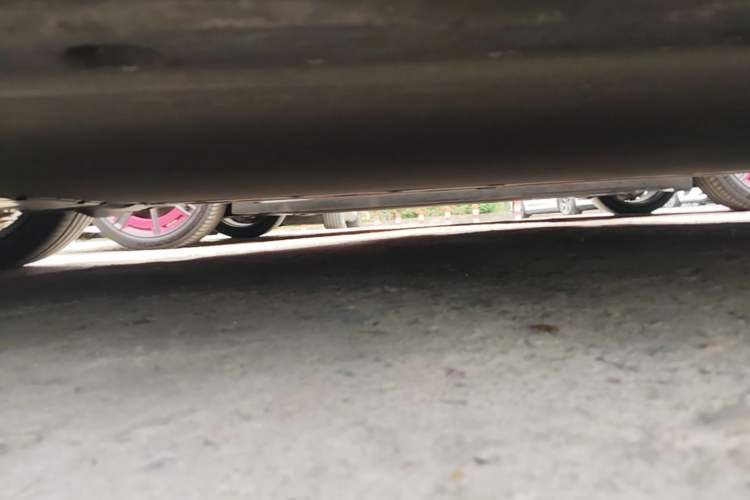 Used Xiaomi Auto SU7 2024 Rear-Drive Ultra-Long Range Advanced Pro-Level Intelligent Driving Version Chassis Rear Right