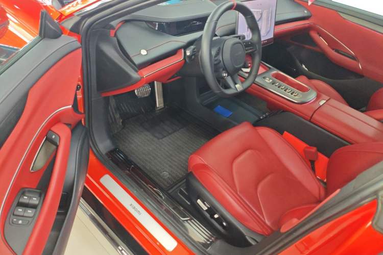 Used Xiaomi Auto SU7 2024 Four-Wheel Drive Ultra-Long Range Advanced Intelligent Driving Max Edition Driver Seat
