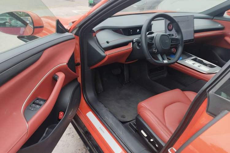 Used Xiaomi Auto SU7 2024 Rear-Drive Ultra-Long Range Advanced Pro-Level Intelligent Driving Version Driver Seat