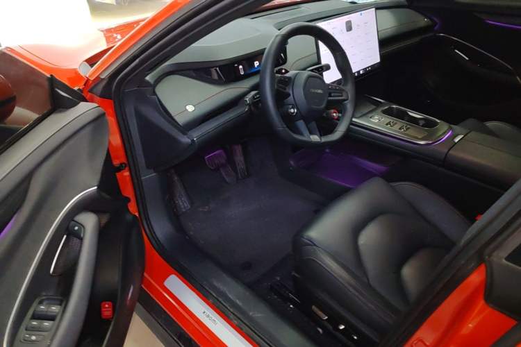 Used Xiaomi Auto SU7 2024 Rear-Drive Ultra-Long Range Advanced Pro-Level Intelligent Driving Version Driver Seat