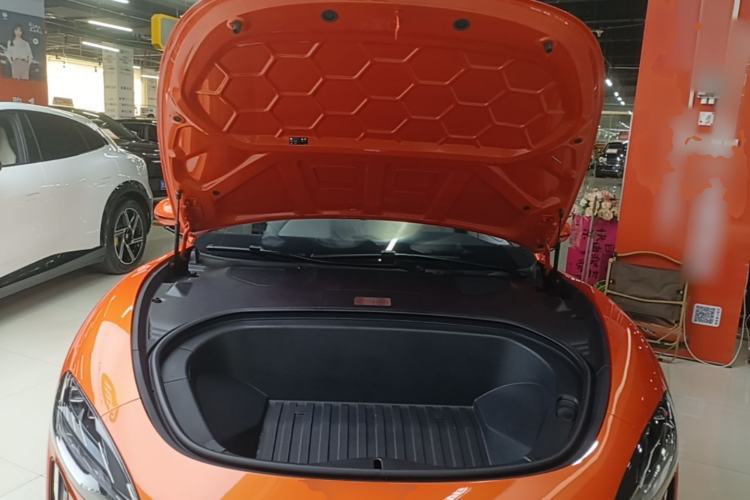 Used Xiaomi Auto SU7 2024 Rear-Drive Long-Range Intelligent Driving Version Engine Bay