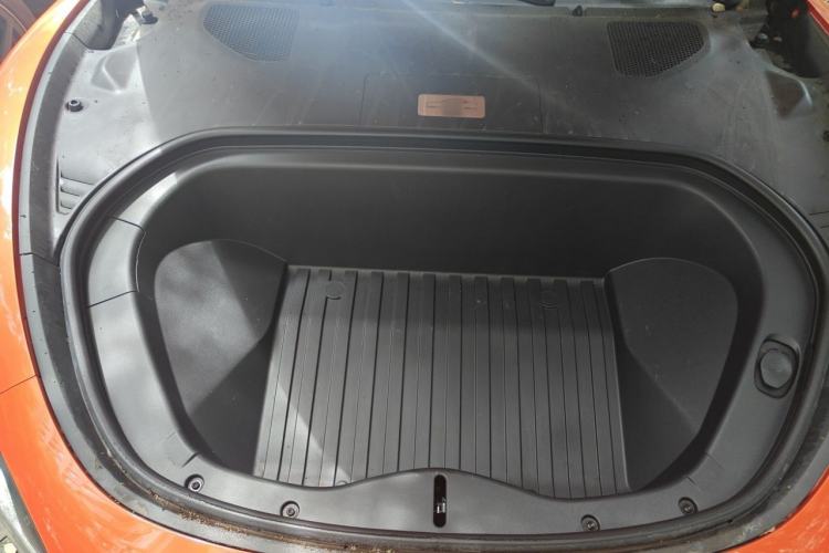 Used Xiaomi Auto SU7 2024 Four-Wheel Drive Ultra-Long Range Advanced Intelligent Driving Max Edition Engine Bay
