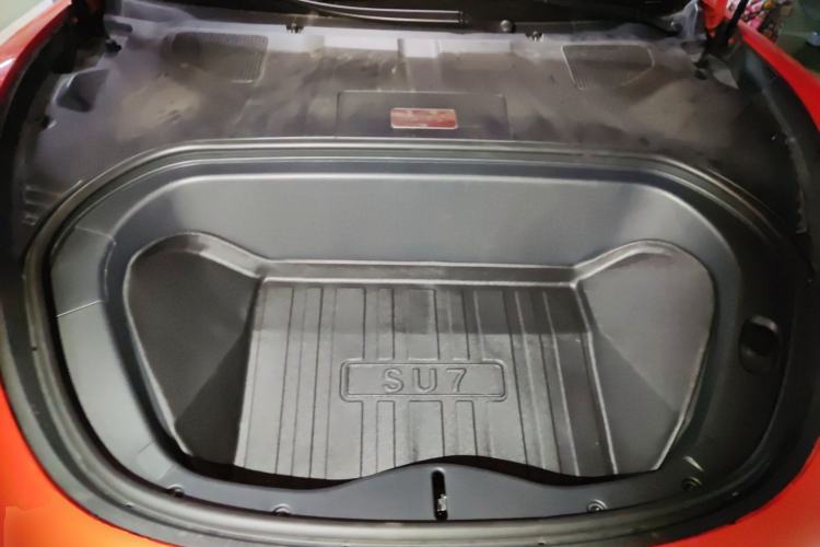 Used Xiaomi Auto SU7 2024 Four-Wheel Drive Ultra-Long Range Advanced Intelligent Driving Max Edition Engine Bay