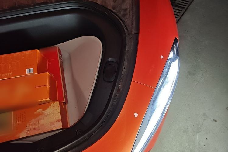 Used Xiaomi Auto SU7 2024 Rear-Drive Long-Range Intelligent Driving Version Engine Bay Left