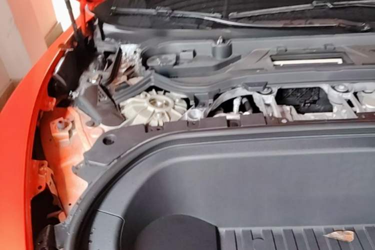 Used Xiaomi Auto SU7 2024 Four-Wheel-Drive Max Founder's Edition Engine Bay Right