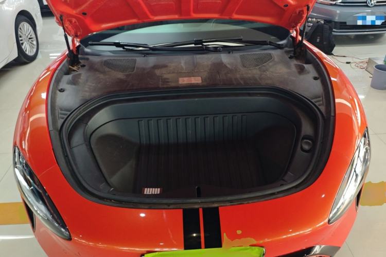 Used Xiaomi Auto SU7 2024 Four-Wheel Drive Ultra-Long Range Advanced Intelligent Driving Max Edition Engine Bay