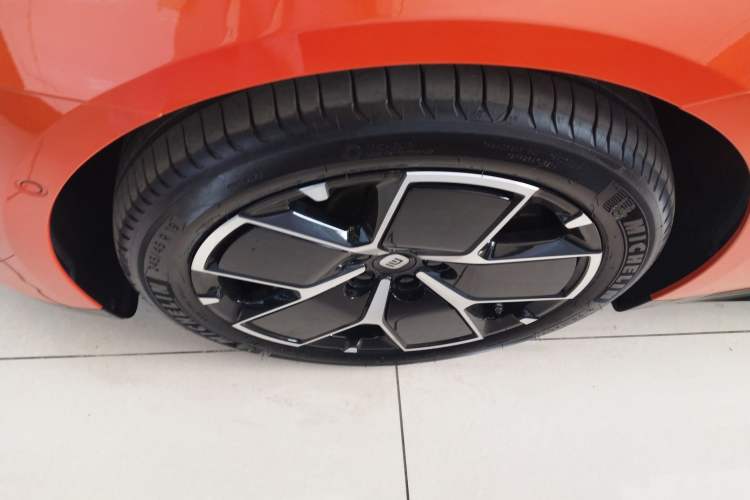 Used Xiaomi Auto SU7 2024 Rear-Drive Ultra-Long Range Advanced Pro-Level Intelligent Driving Version Exterior 1