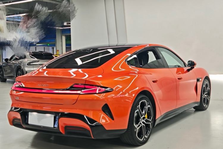 Used Xiaomi Auto SU7 2024 Rear-Drive Ultra-Long Range Advanced Pro-Level Intelligent Driving Version Exterior 2