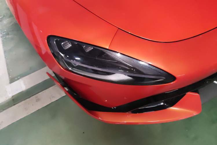Used Xiaomi Auto SU7 2024 Four-Wheel Drive Ultra-Long Range Advanced Intelligent Driving Max Edition Exterior 3