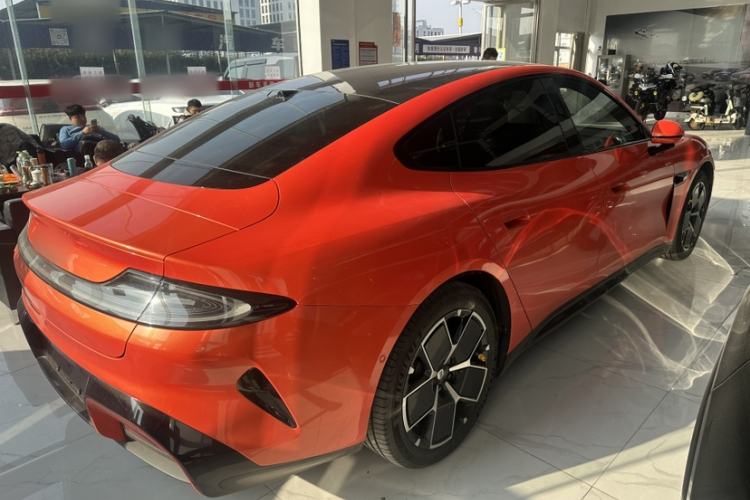 Used Xiaomi Auto SU7 2024 Rear-Drive Long-Range Intelligent Driving Version Exterior 3