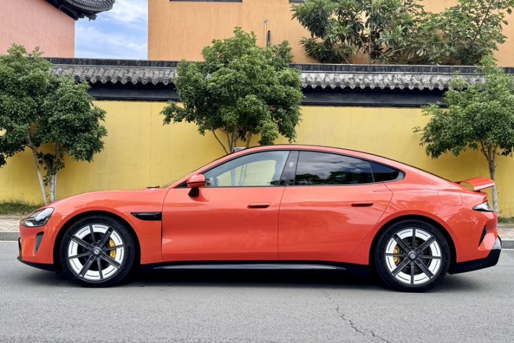 Used Xiaomi Auto SU7 2024 Four-Wheel Drive Ultra-Long Range Advanced Intelligent Driving Max Edition Exterior 3