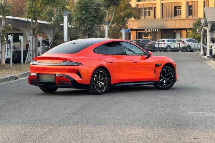 Used Xiaomi Auto SU7 2024 Rear-Drive Long-Range Intelligent Driving Version Exterior 4