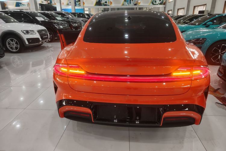 Used Xiaomi Auto SU7 2024 Rear-Drive Long-Range Intelligent Driving Version Exterior 4