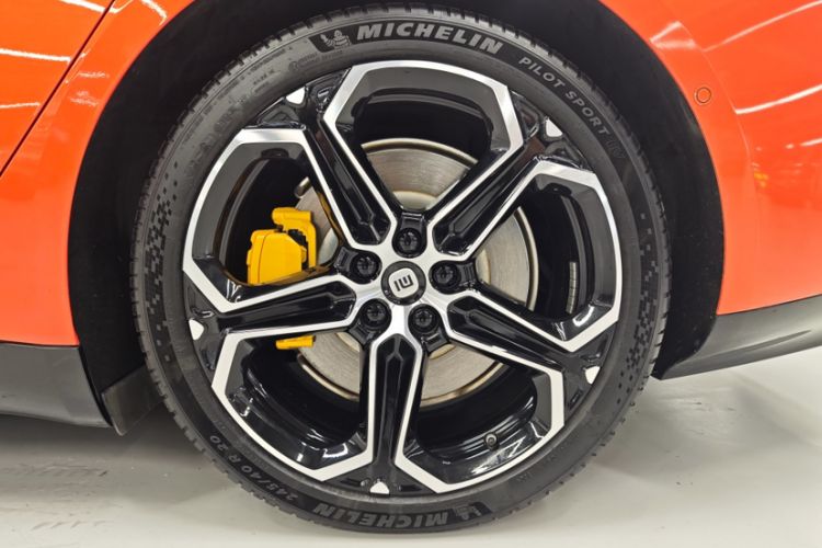 Used Xiaomi Auto SU7 2024 Rear-Drive Ultra-Long Range Advanced Pro-Level Intelligent Driving Version Exterior 4