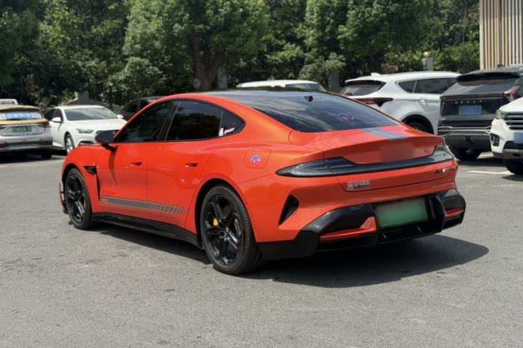 Used Xiaomi Auto SU7 2024 Four-Wheel Drive Ultra-Long Range Advanced Intelligent Driving Max Edition Exterior 5