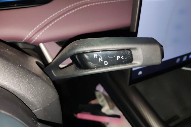 Used Xiaomi Auto SU7 2024 Four-Wheel Drive Ultra-Long Range Advanced Intelligent Driving Max Edition Gear Lever