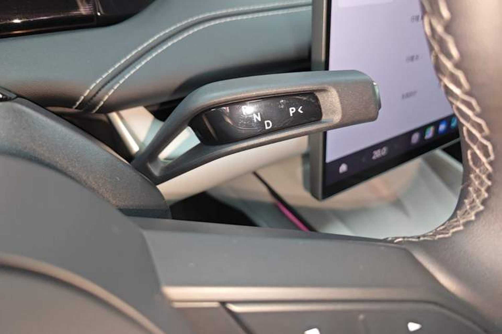Used Xiaomi Auto SU7 2024 Four-Wheel Drive Ultra-Long Range Advanced Intelligent Driving Max Edition Gear Lever