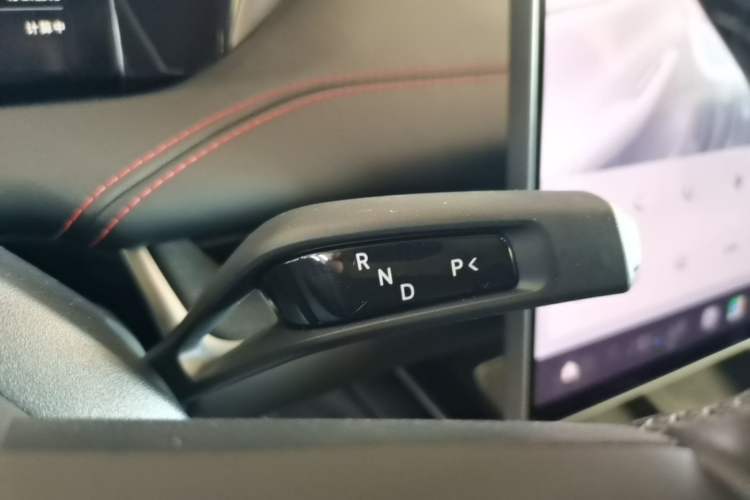 Used Xiaomi Auto SU7 2024 Four-Wheel Drive Ultra-Long Range Advanced Intelligent Driving Max Edition Gear Lever