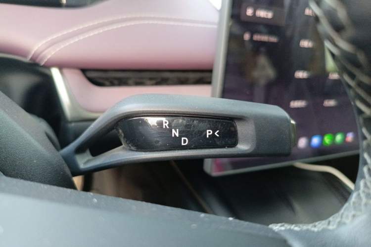 Used Xiaomi Auto SU7 2024 Rear-Drive Ultra-Long Range Advanced Pro-Level Intelligent Driving Version Gear Lever