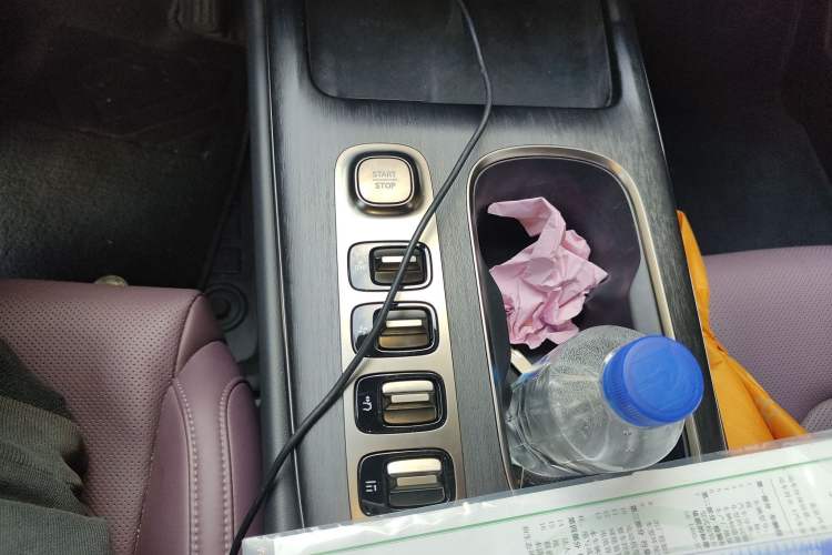 Used Xiaomi Auto SU7 2024 Rear-Drive Ultra-Long Range Advanced Pro-Level Intelligent Driving Version Gear Lever
