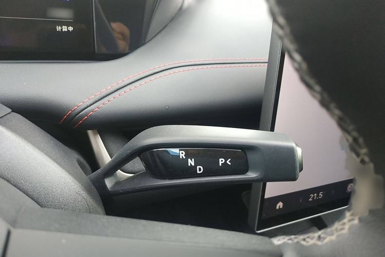 Used Xiaomi Auto SU7 2024 Four-Wheel Drive Ultra-Long Range Advanced Intelligent Driving Max Edition Gear Lever