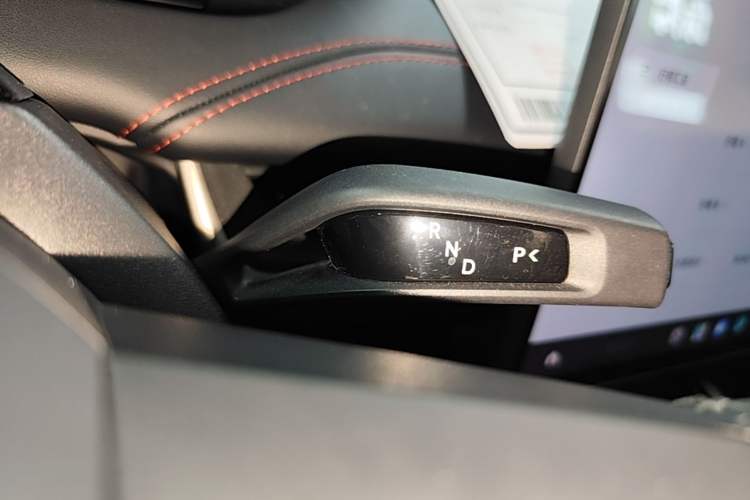 Used Xiaomi Auto SU7 2024 Four-Wheel Drive Ultra-Long Range Advanced Intelligent Driving Max Edition Gear Lever
