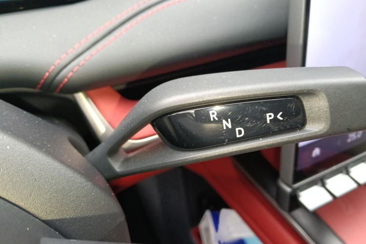 Used Xiaomi Auto SU7 2024 Rear-Drive Long-Range Intelligent Driving Version Gear Lever