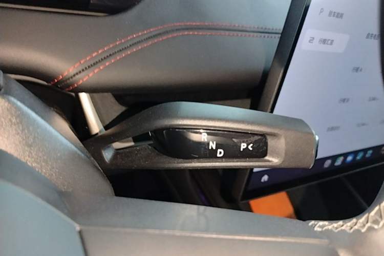 Used Xiaomi Auto SU7 2024 Rear-Drive Ultra-Long Range Advanced Pro-Level Intelligent Driving Version Gear Lever