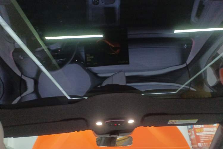 Used Xiaomi Auto SU7 2024 Rear-Drive Ultra-Long Range Advanced Pro-Level Intelligent Driving Version Headliner