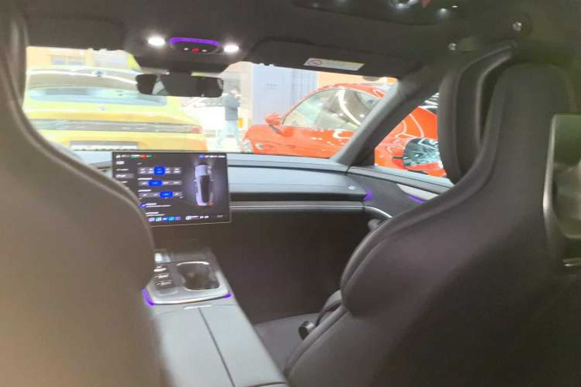 Used Xiaomi Auto SU7 2024 Rear-Drive Long-Range Intelligent Driving Version Headliner