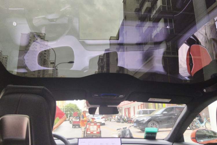 Used Xiaomi Auto SU7 2024 Four-Wheel Drive Ultra-Long Range Advanced Intelligent Driving Max Edition Headliner