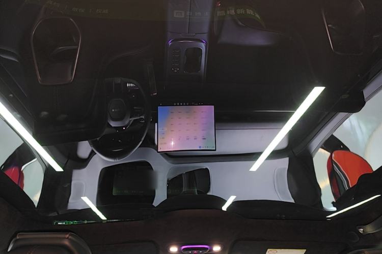 Used Xiaomi Auto SU7 2024 Four-Wheel Drive Ultra-Long Range Advanced Intelligent Driving Max Edition Headliner