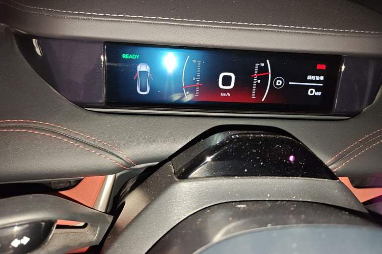 Used Xiaomi Auto SU7 2024 Rear-Drive Long-Range Intelligent Driving Version Instrument Cluster