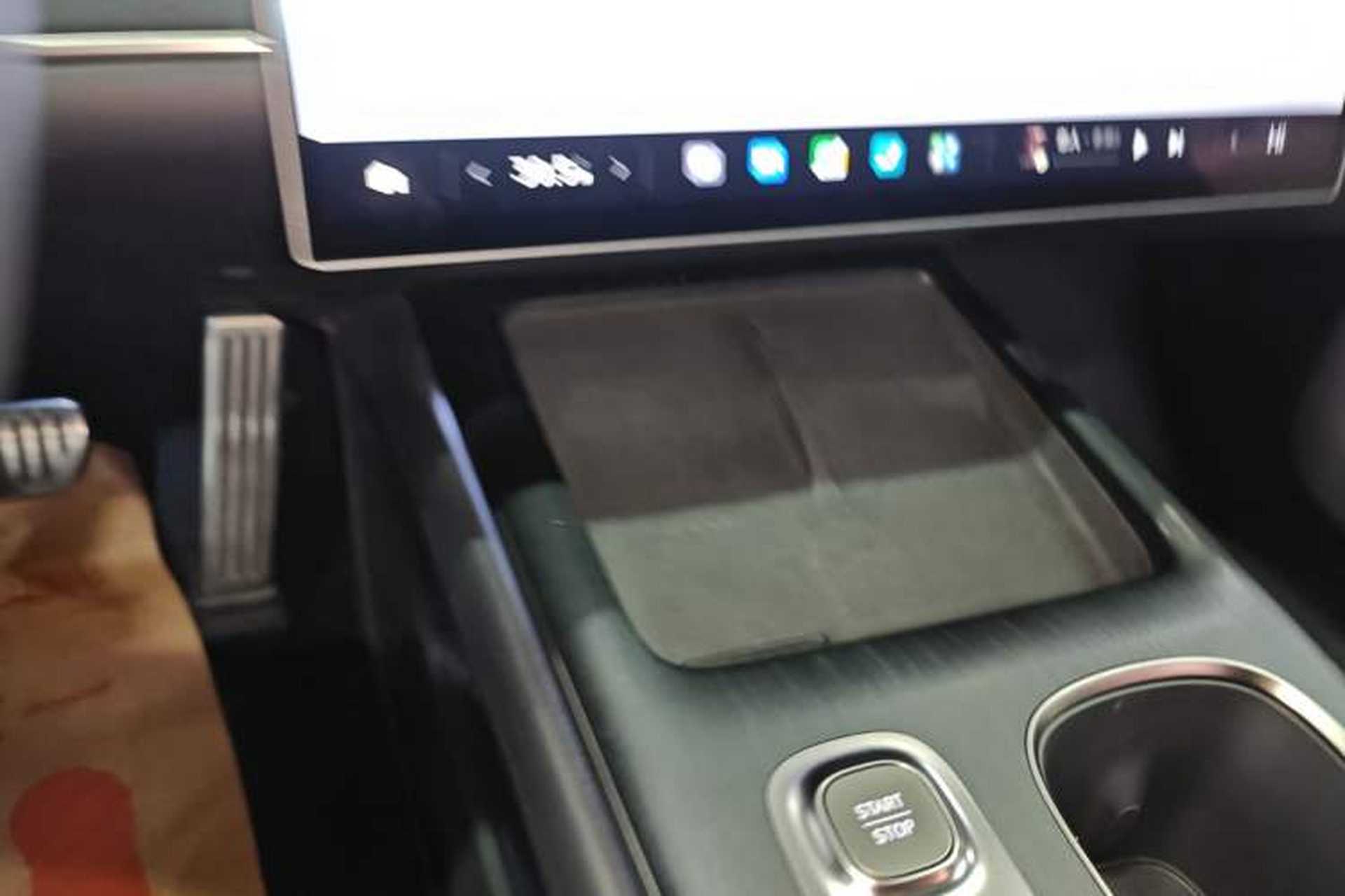 Used Xiaomi Auto SU7 2024 Four-Wheel Drive Ultra-Long Range Advanced Intelligent Driving Max Edition Interior 1