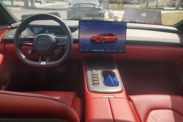 Used Xiaomi Auto SU7 2024 Rear-Drive Ultra-Long Range Advanced Pro-Level Intelligent Driving Version Interior 2