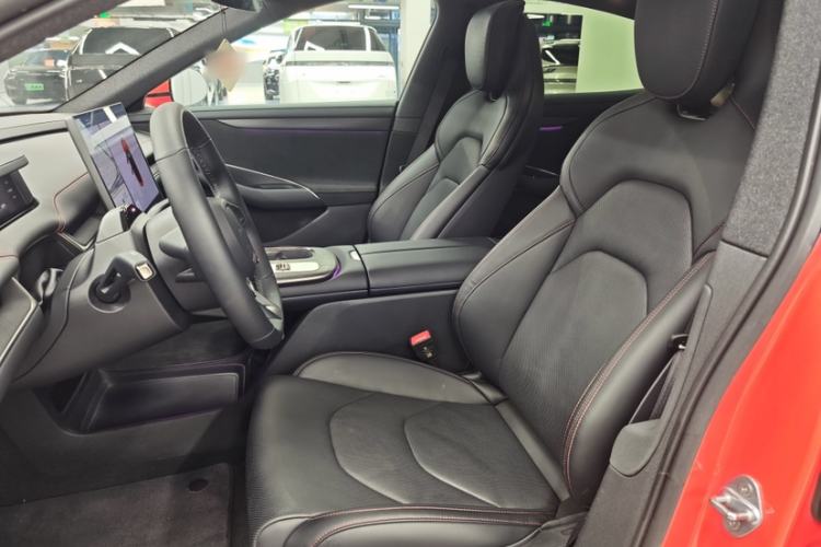 Used Xiaomi Auto SU7 2024 Rear-Drive Ultra-Long Range Advanced Pro-Level Intelligent Driving Version Interior 5