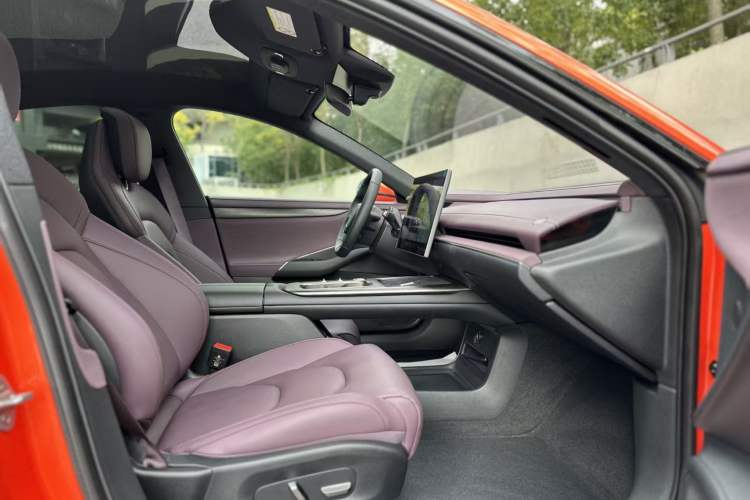 Used Xiaomi Auto SU7 2024 Rear-Drive Ultra-Long Range Advanced Pro-Level Intelligent Driving Version Interior 7