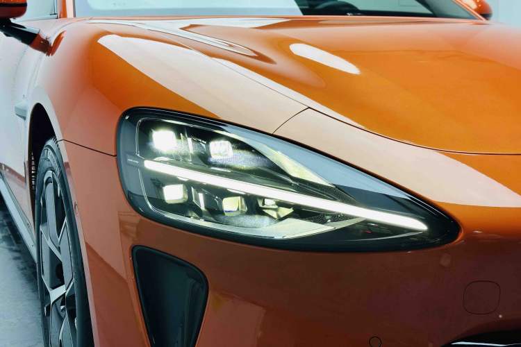 Used Xiaomi Auto SU7 2024 Rear-Drive Long-Range Intelligent Driving Version Left Front Headlight