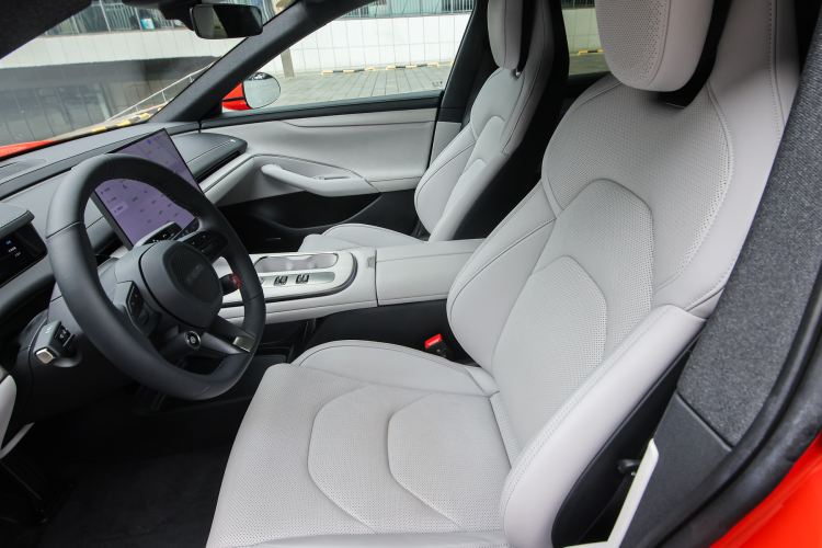 Used Xiaomi Auto SU7 2024 Rear-Drive Long-Range Intelligent Driving Version Left Front Seat