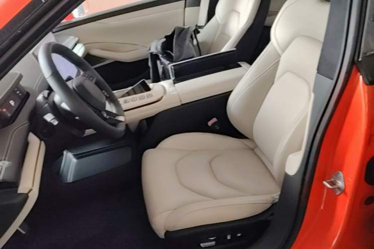 Used Xiaomi Auto SU7 2024 Four-Wheel-Drive Max Founder's Edition Left Front Seat