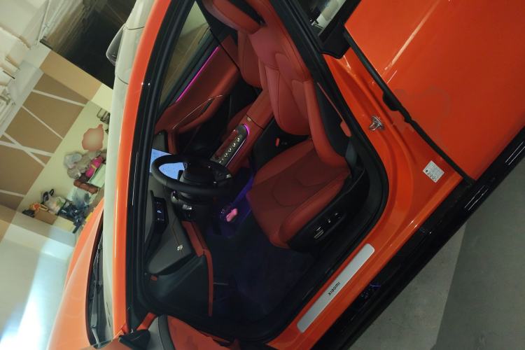 Used Xiaomi Auto SU7 2024 Four-Wheel Drive Ultra-Long Range Advanced Intelligent Driving Max Edition Left Front Seat